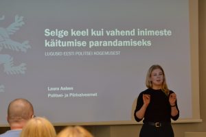Laura Aaben